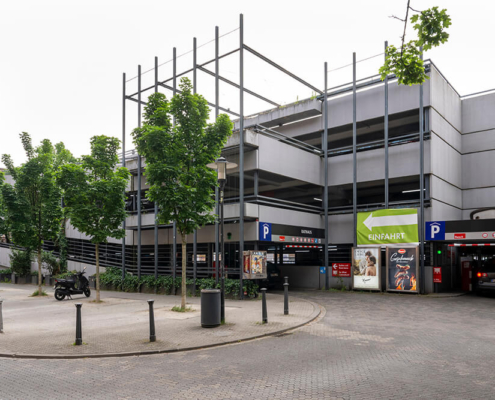 Parkhaus Rathaus, Einfahrt