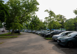 Ansicht des Parkplatzes in der Stromstraße